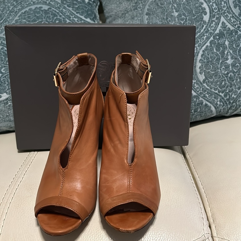 6. Vince Camuto Fudge Napa/Soft Calf
